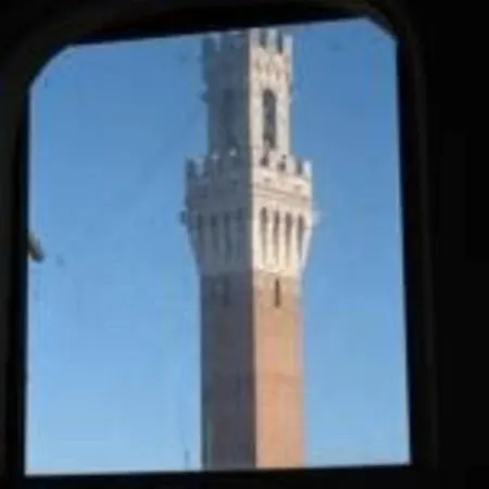 Simonetta Oda ve Kahvaltı Siena