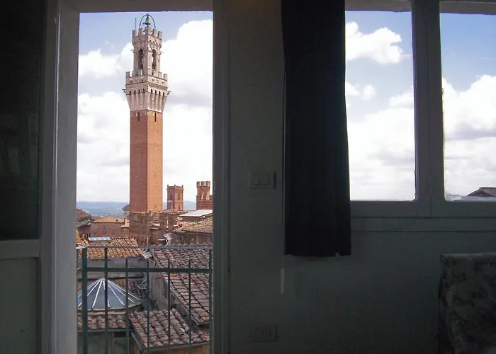 Simonetta シエーナ