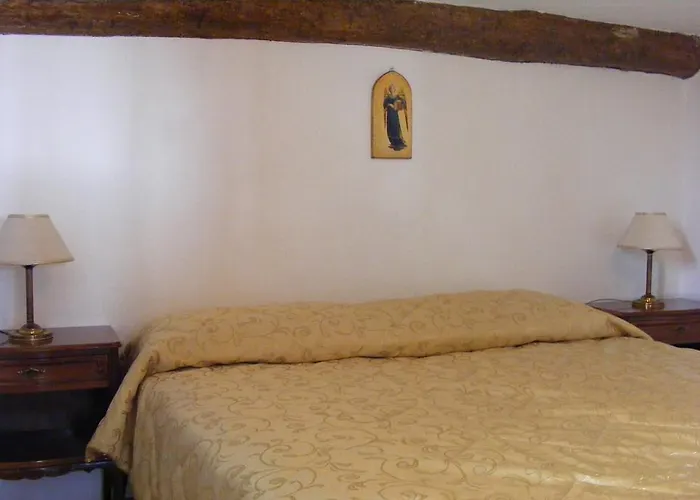 Simonetta Bed & Breakfast 3*